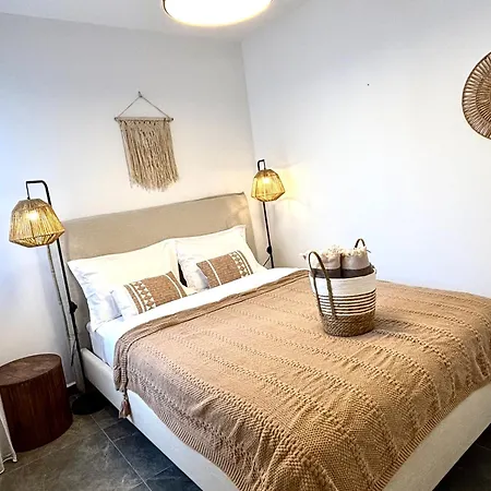 Sea View 2-bedroom In Port 公寓 *