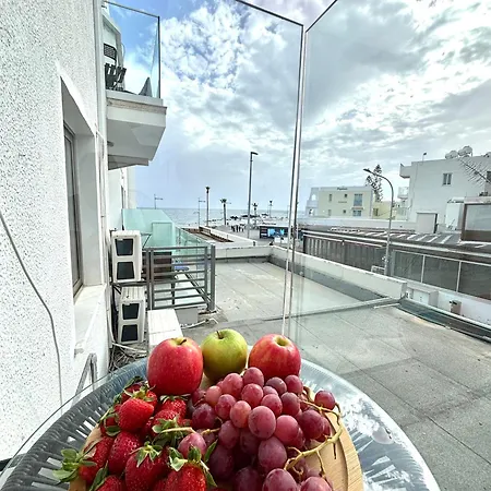 Sea View 2-bedroom In Port * Paphos